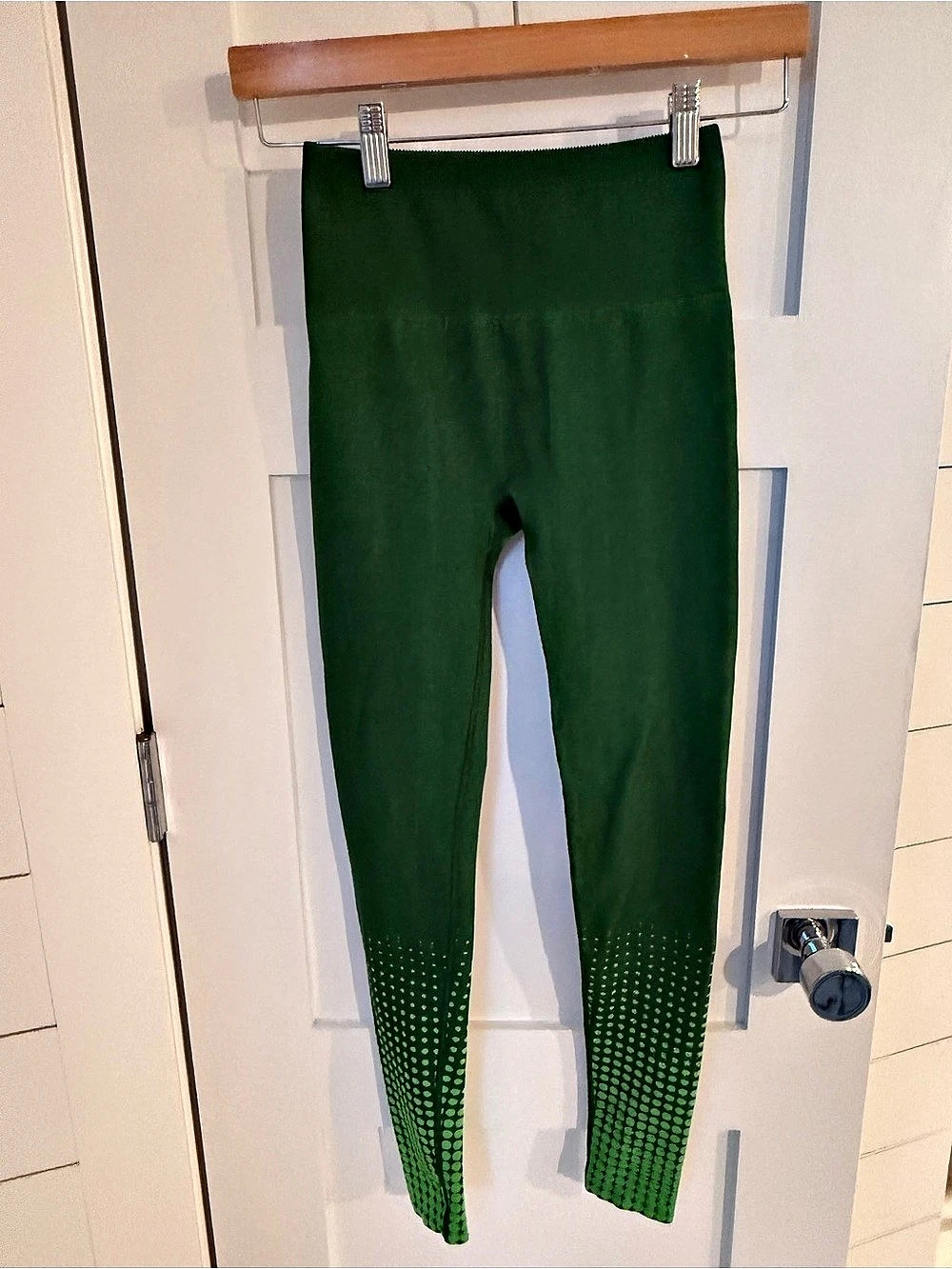 Fabletics Green Seamless High Rise Running Leggings Perforated Ankle XS